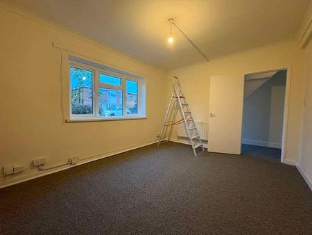 East Avenue, Donnington, Telford, TF2 - Photo 2