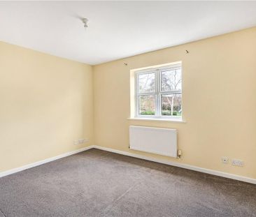 2 bedroom semi-detached house to rent - Photo 4