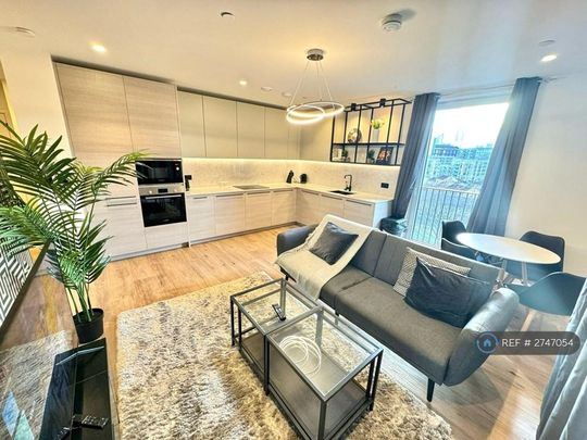 2 bedroom flat to rent - Photo 1