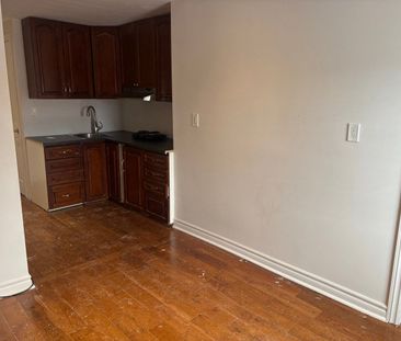 For Lease - 15403 Yonge Street Unit# A, Aurora, Ontario - Photo 4