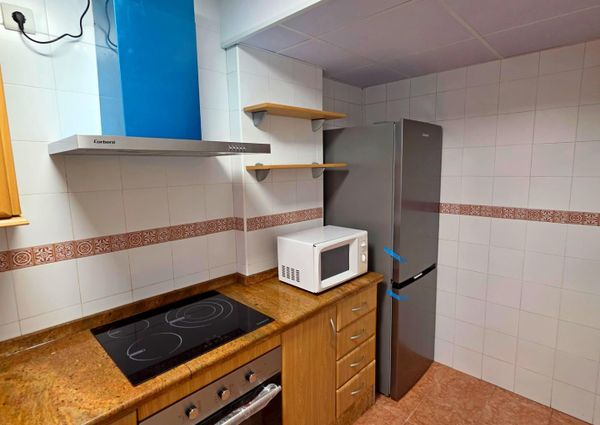 LONG TERM RENTAL IN LA CARIHUELA 3 BEDROOMS, AND PRIVATE PARKNG – tor501ts