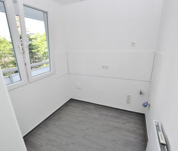 Rodenkirchen-Zentrum: Ruhige, modernisierte Zweizimmerwohnung mit g... - Photo 5