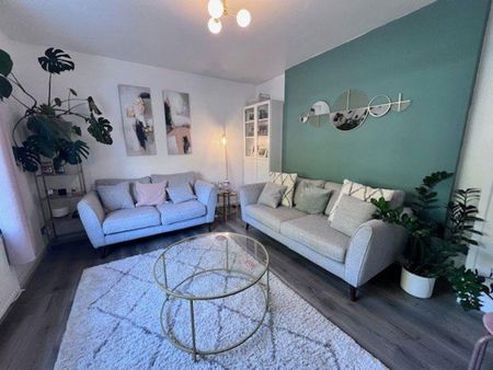 3 bedroom semi-detached house to rent - Photo 2