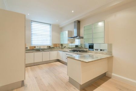 5 bedroom semi-detached house to rent - Photo 4