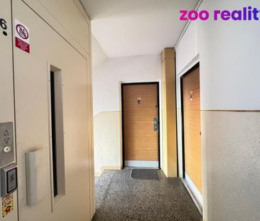 Pronájem bytu 1+1 35 m2 - Photo 1