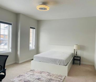 For Lease - 123 Mitchell Place, Newmarket, Ontario - Photo 6