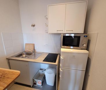 Location Appartement 2 pièces 40m² LYON 3ème - Photo 4
