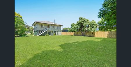Large Dining Area - Photo 5