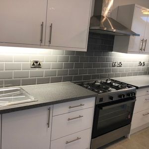 7 Bed Terraced House, Whitby Road, M14 - Photo 2