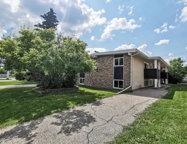 607 67 Avenue Southwest — 1 Bed - Photo 1