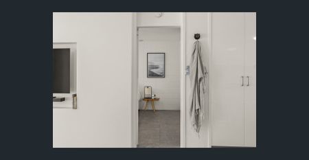 Luxury Beachfront Living in Burleigh Heads - Fully Furnished - Photo 3