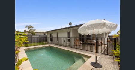 Modern Family Home with Pool in Prime Peregian Beach Location - Photo 4