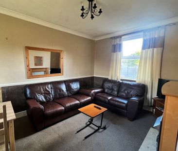 2 Bed Semi-Detached House, Deerlands Close, S5 - Photo 5