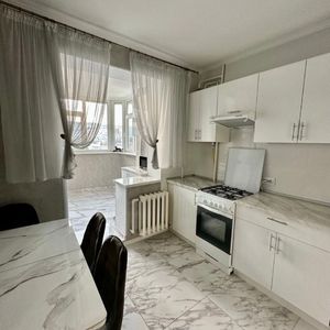 Garsoniera de inchiriat Militari - Fotografie 2
