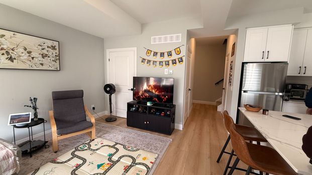 For Lease - 10 S Creek Drive Unit# 44, Kitchener, Ontario - Photo 1
