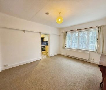 Flat to rent on - Photo 3