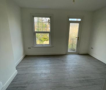 Studio Flat, Linthorpe Road, N16 - Photo 6