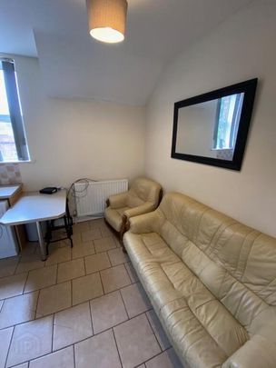 Great Apartment, 26c University Avenue, Queens University Quarter, Belfast, BT7 1GY - Photo 1