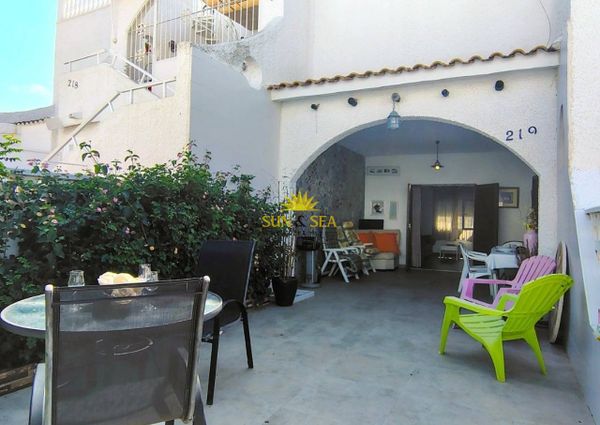 2 BEDROOM VILLA IN MIL PALMERAS