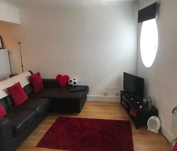 Studio Flat, Upperkirkgate, AB10 - Photo 2