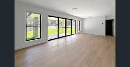 Brand new 4 bedroom home on 5 acres - Photo 3