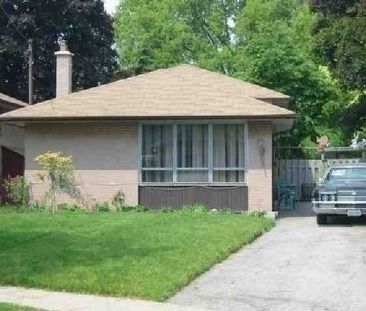For Lease - 18 Stoney Creek Drive Unit# Lower, Toronto, Ontario - Photo 3