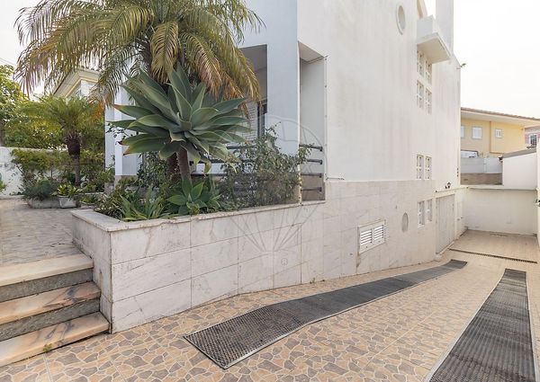 Moradia T4 em Setúbal