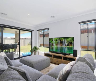BEAUTIFUL 4 BEDROOM HOME! - Photo 4
