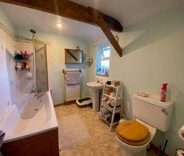 2 bedroom detached house to rent - Photo 6