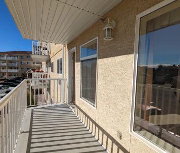New Imperial Suites — 2 Bedroom - Photo 5