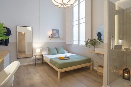 Carrer de Pau Claris, Barcelona, Catalonia 08010 - Foto 3