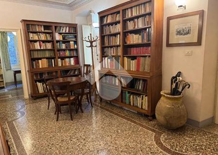 5 locali in affitto