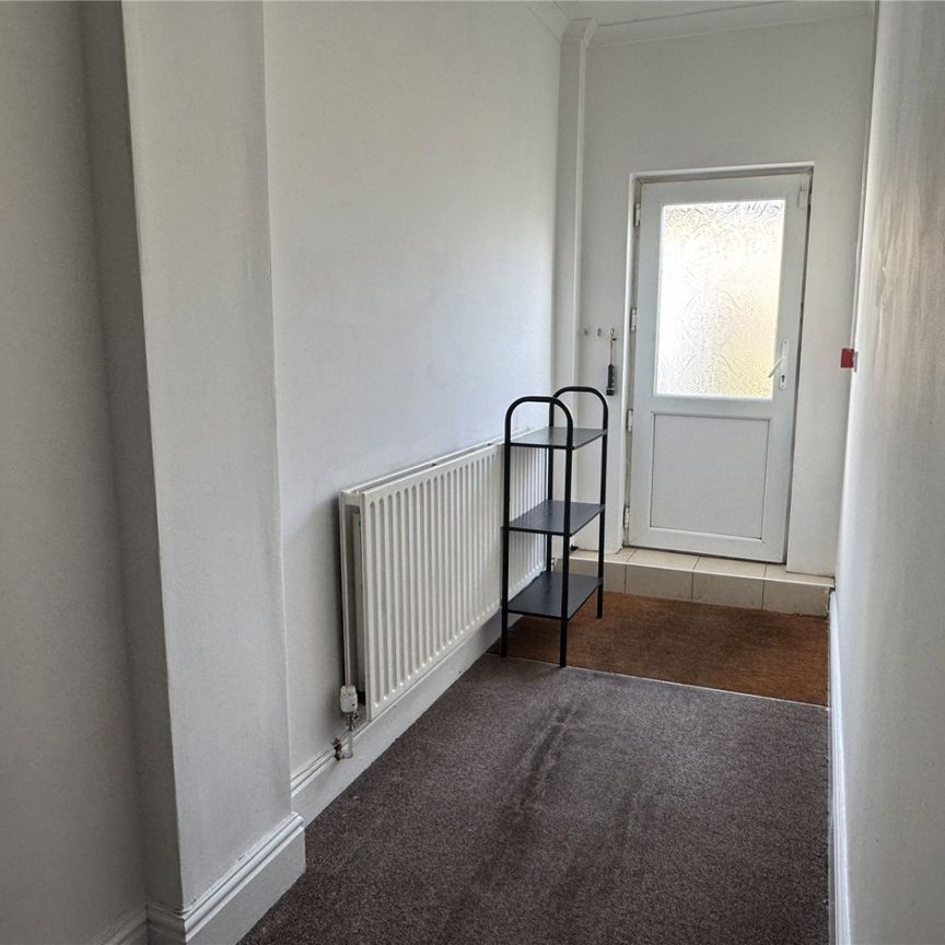 Bristol Road, - Photo 1