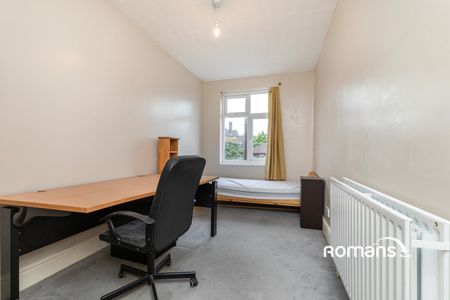 6 bedroom house to rent - Photo 2