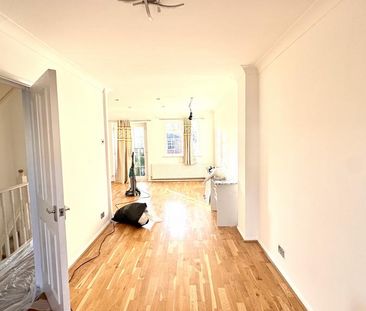 3 bedroom semi-detached house to rent - Photo 5