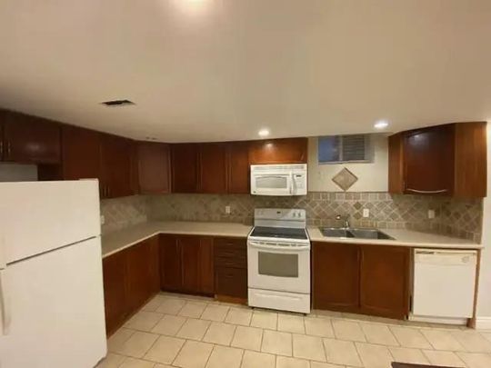 For Lease - 532 A Lightfoot Place, Pickering, Ontario - Photo 1