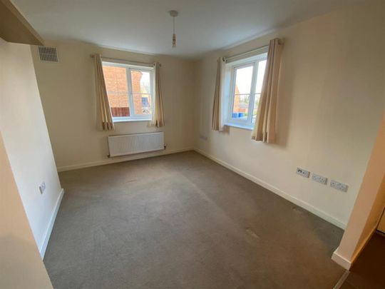 1 bedroom Flat To Let - Photo 1