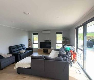 Lovely 4 bedroom home Pokeno - Photo 5