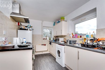 5 bedroom semi-detached house to rent - Photo 3