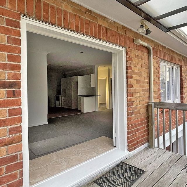 Large Family home with huge Basement & Rumpus - Photo 1