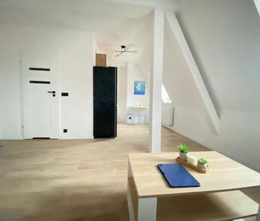 Klimatyczna kawalerka w sercu Poznania, ul. Grobla 25.17 m² - Фото 5