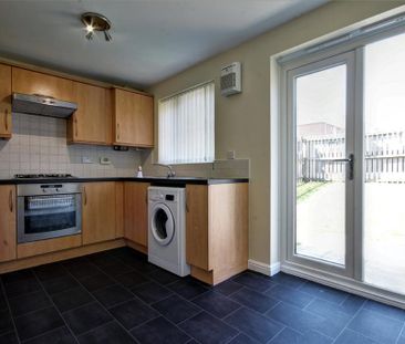 3 bedroom terraced house to rent - Photo 4
