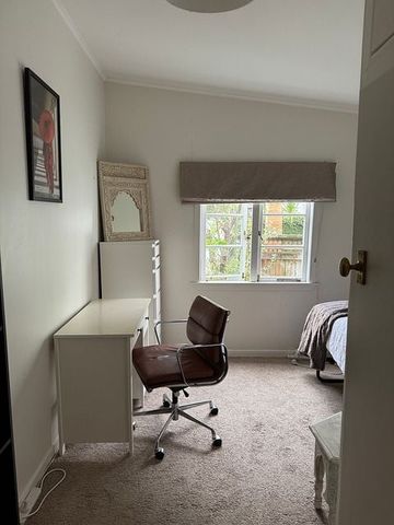 Charming 1BR available in a 3BR Northcote Gem - Photo 3