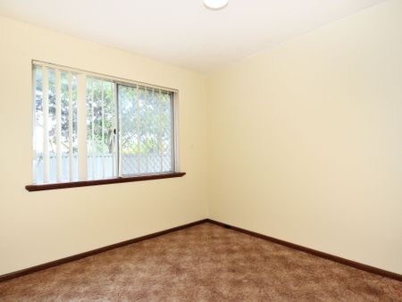 3 Bedroom Ground Floor Unit - Photo 2