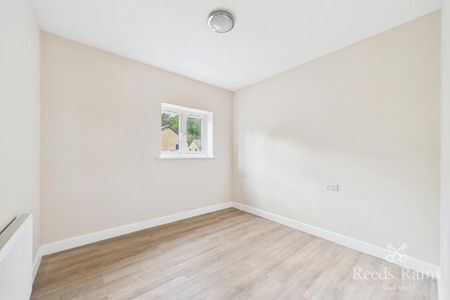 2 bedroom bungalow to rent - Photo 2