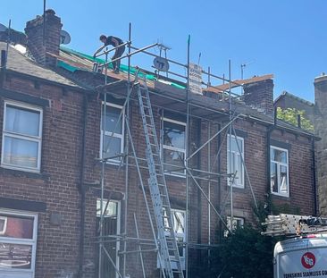 2 Bed Terraced House, Leeds, LS12 - Photo 3