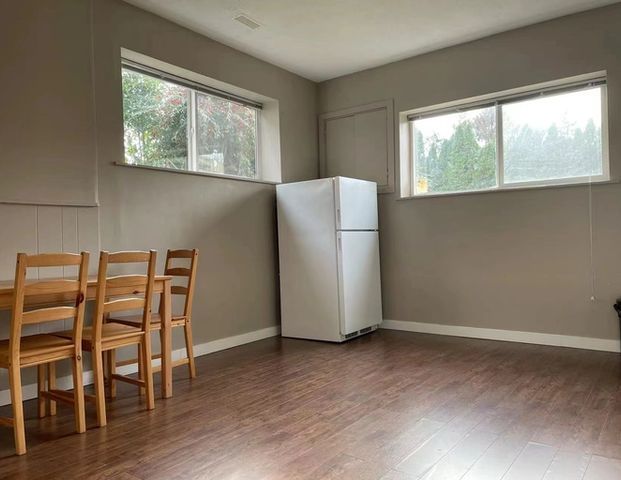 Bright and spacious 2 bedroom ground unit in Killarney Vancouver | Kerr St East 59th Avenue, Vancouver - Photo 1