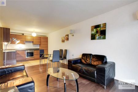 Empire Way, HA9, Wembley - Photo 5