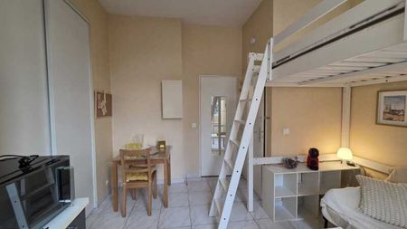 Location Appartement 1 Pièce 18 m² - Meublé - Photo 2