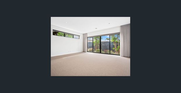 MODERN AND BRIGHT HOME WAITING FOR YOU - Photo 1